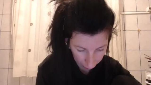 Image 7 of divine_angel Stream on Chaturbate on 17 months ago