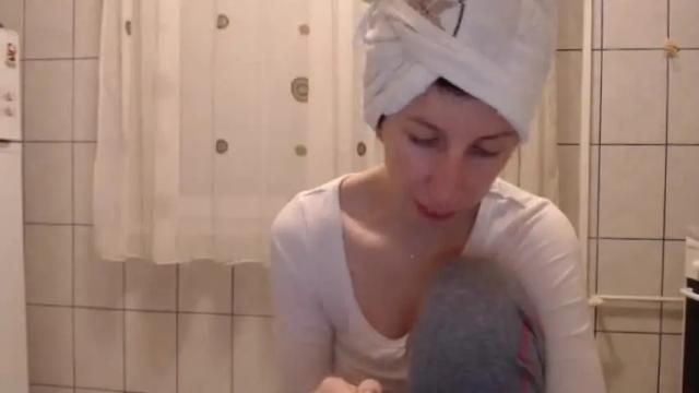 Image 10 of divine_angel Stream on Chaturbate on 16 months ago