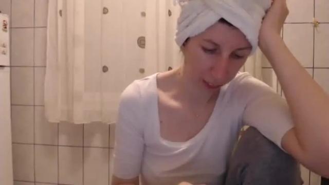 Image 2 of divine_angel Stream on Chaturbate on 16 months ago