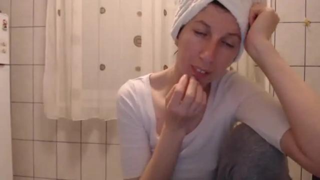Image 3 of divine_angel Stream on Chaturbate on 16 months ago