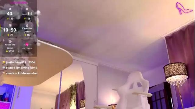 Image 3 of divine_kim Stream on Chaturbate on 1 month ago