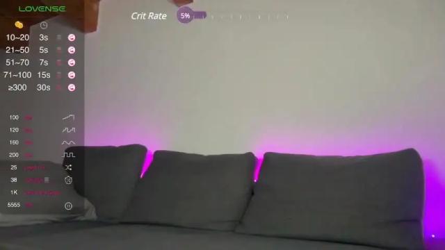 Image 8 of divinelea Stream on Chaturbate on 20 months ago