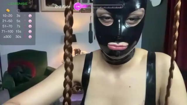 Image 7 of divinelea Stream on Chaturbate on 18 months ago