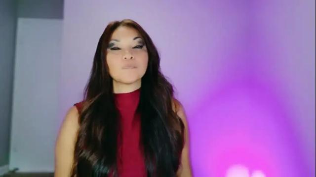 Image 8 of divinelynn Stream on Chaturbate on 4 months ago