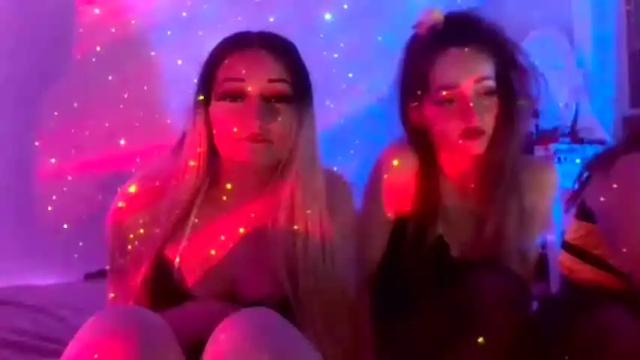 Image 3 of divinepeach69 Stream on Chaturbate on 17 months ago