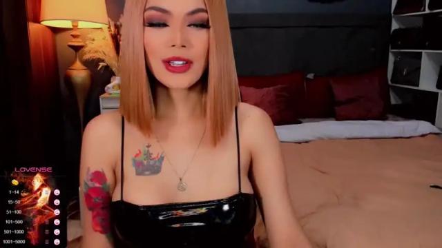 Image 4 of divinequeen Stream on Chaturbate on 13 months ago