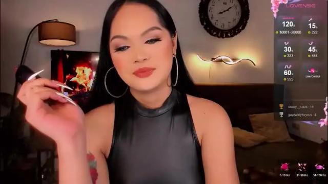 Image 10 of divinequeen Stream on Chaturbate on 1 month ago