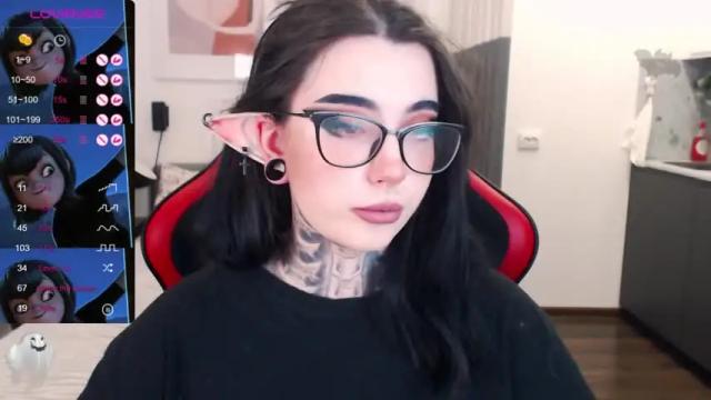 Image 6 of dixi_pixi_ Stream on Chaturbate on 17 months ago