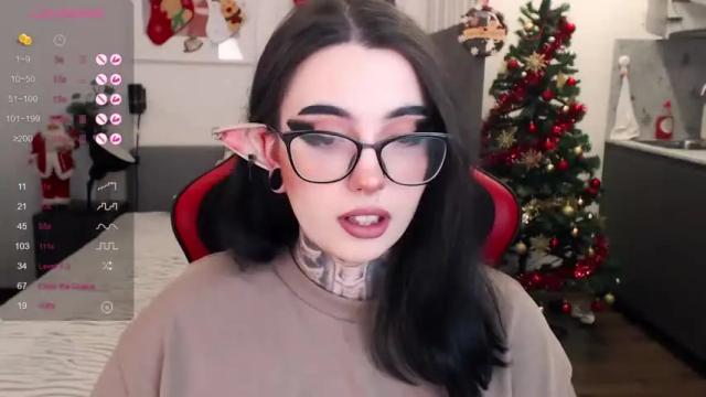 Image 7 of dixi_pixi_ Stream on Chaturbate on 17 months ago