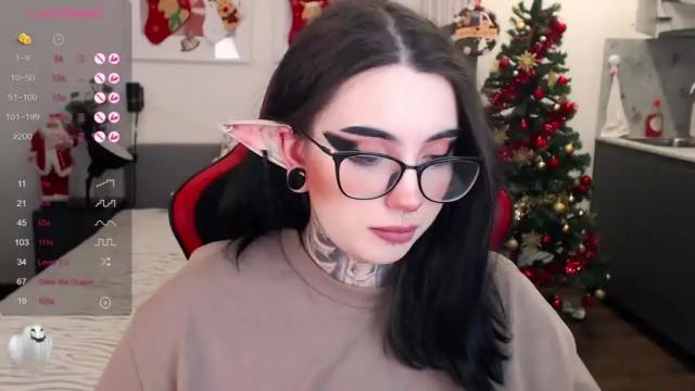 Thumbnail 3, dixi_pixi_'s Stream at Chaturbate, 17 months ago
