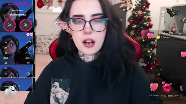 Image 10 of dixi_pixi_ Stream on Chaturbate on 16 months ago