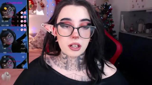 Image 11 of dixi_pixi_ Stream on Chaturbate on 16 months ago