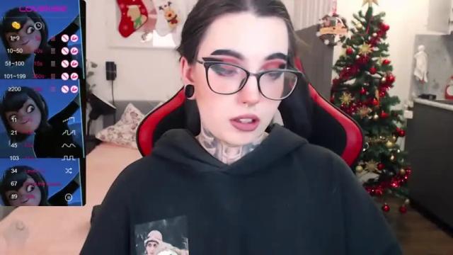 Image 8 of dixi_pixi_ Stream on Chaturbate on 16 months ago
