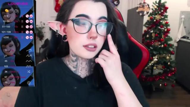 Thumbnail 3, dixi_pixi_'s Stream at Chaturbate, 16 months ago