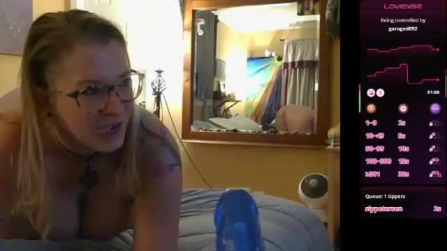 Image 4 of dixie_comanche Stream on Chaturbate on 1 month ago