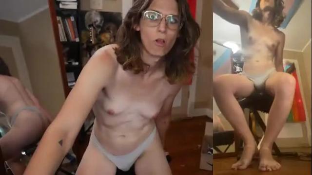 Image 3 of dixyrae Stream on Chaturbate on 4 months ago