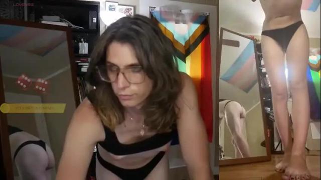 Image 4 of dixyrae Stream on Chaturbate on 3 months ago