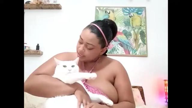 Image 10 of dizzy_lilly Stream on Chaturbate on 18 months ago