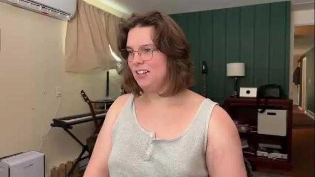 Image 2 of djentslut Stream on Chaturbate on 6 days ago