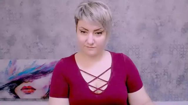 Image 3 of djullia Stream on Chaturbate on 12 months ago