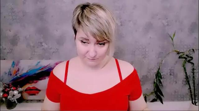 Image 7 of djullia Stream on Chaturbate on 27 days ago