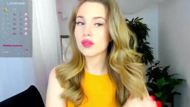 Image 12 of do_u_want_alice Stream on Chaturbate on 12 months ago