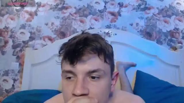 Image 2 of doch_legolasa Stream on Chaturbate on 18 months ago