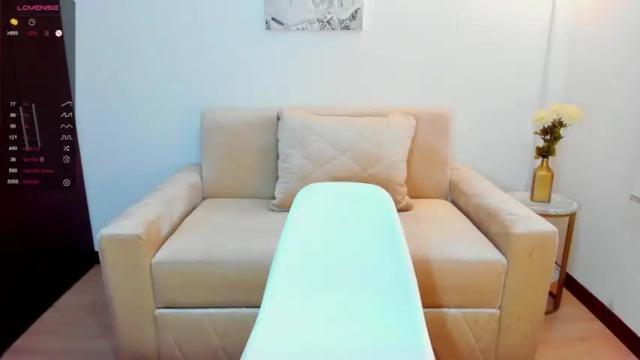 Image 10 of dolcce_peccato Stream on Chaturbate on 20 months ago