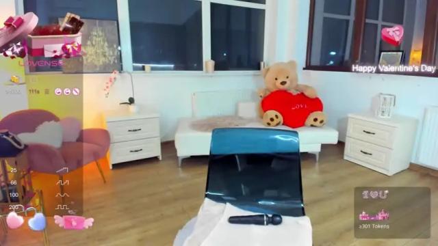 Image 2 of dolce_eva Stream on Chaturbate on 15 months ago