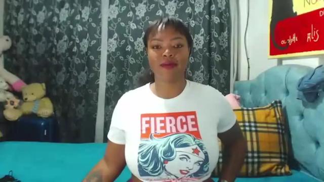 Image 6 of dolceblack Stream on Chaturbate on 17 months ago