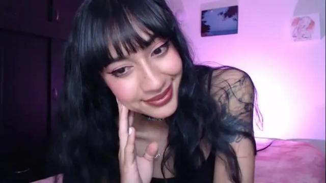 Image 11 of dolceclown_ Stream on Chaturbate on 1 month ago