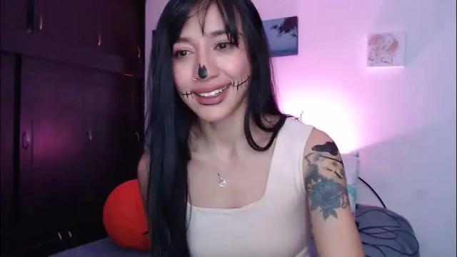 Image 10 of dolceclown_ Stream on Chaturbate on 2 months ago