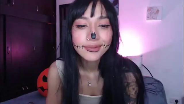 Image 3 of dolceclown_ Stream on Chaturbate on 2 months ago