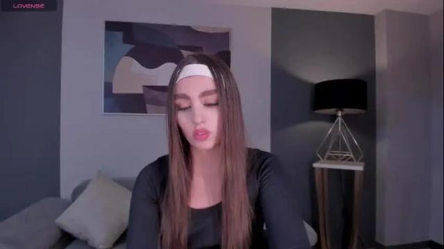 Image 4 of dolcieelliot Stream on Chaturbate on 15 days ago