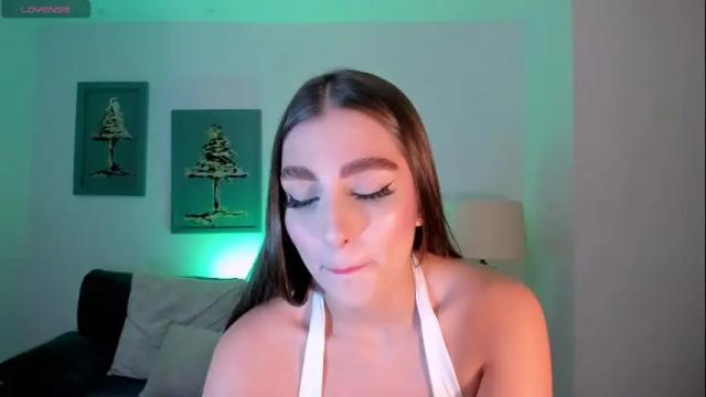 Image 4 of dolcieelliot Stream on Chaturbate on 8 days ago
