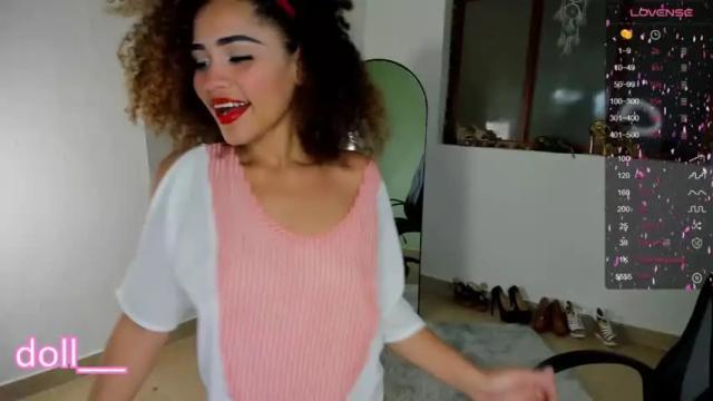 Image 8 of doll___ Stream on Chaturbate on 21 months ago