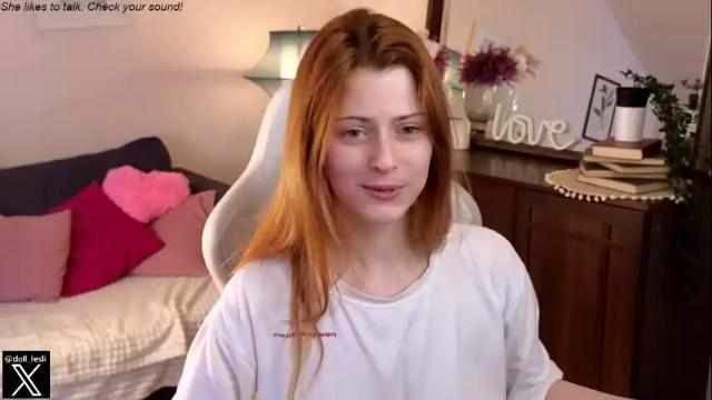 Image 4 of doll_lesli Stream on Chaturbate on 24 days ago
