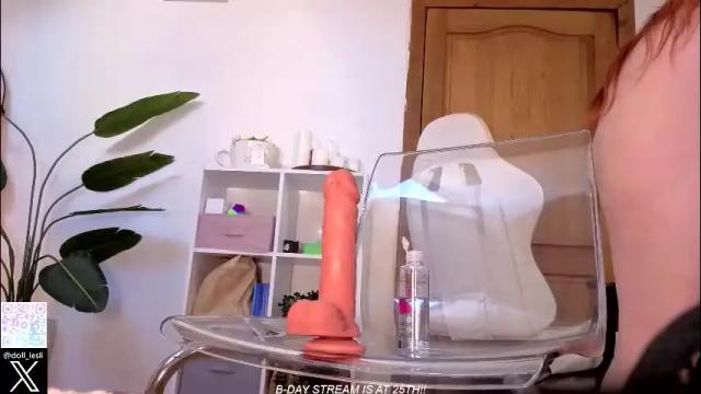 Image 11 of doll_lesli Stream on Chaturbate on 1 month ago