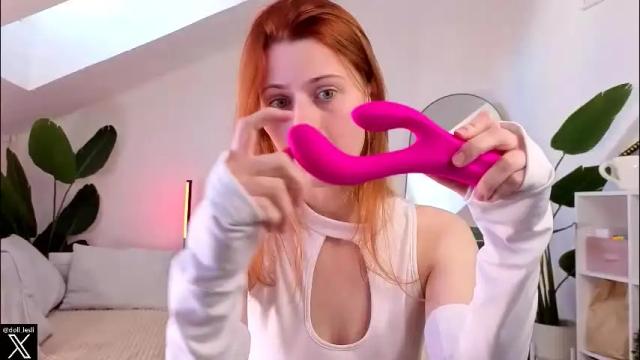 Image 3 of doll_lesli Stream on Chaturbate on 18 days ago