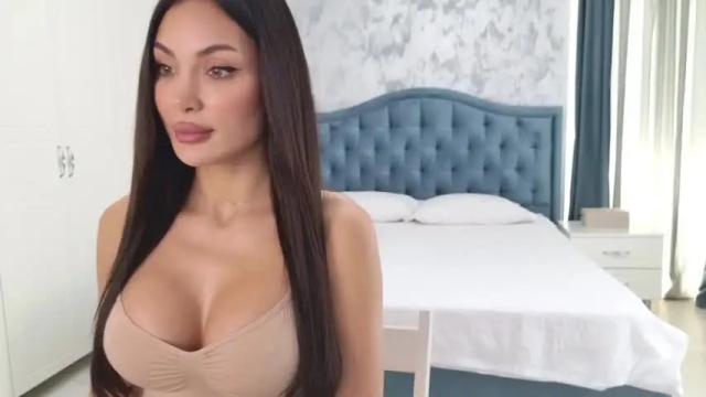 Image 12 of doll_lexi Stream on Chaturbate on 29 days ago