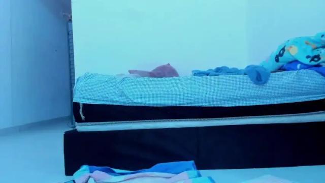 Image 6 of doll_miaa Stream on Chaturbate on 14 months ago