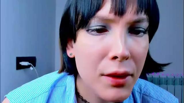 Image 3 of doll_more Stream on Chaturbate on 4 months ago