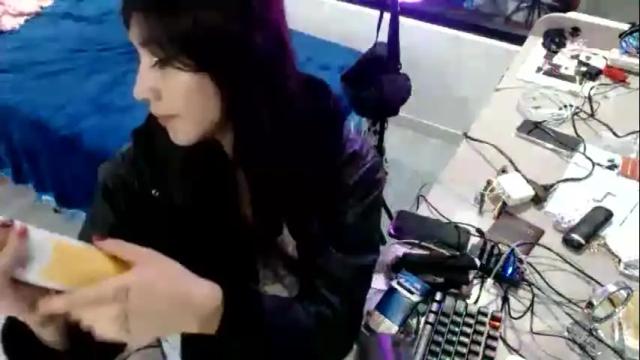 Image 7 of doll_sary Stream on Chaturbate on 2 months ago