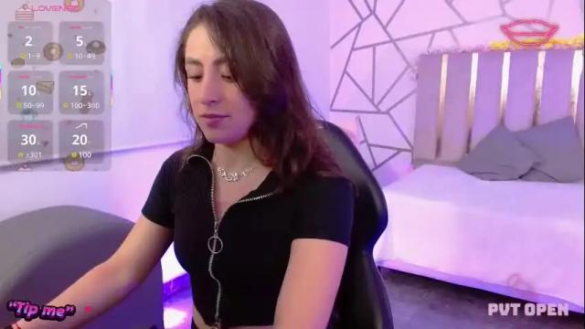 Image 12 of doll_tay Stream on Chaturbate on 1 month ago