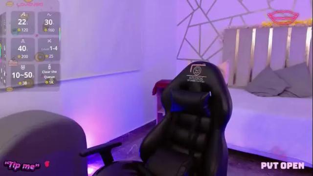 Image 2 of doll_tay Stream on Chaturbate on 1 month ago