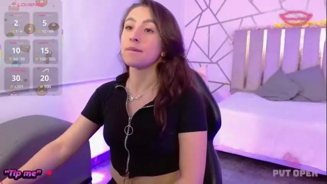 Image 8 of doll_tay Stream on Chaturbate on 1 month ago