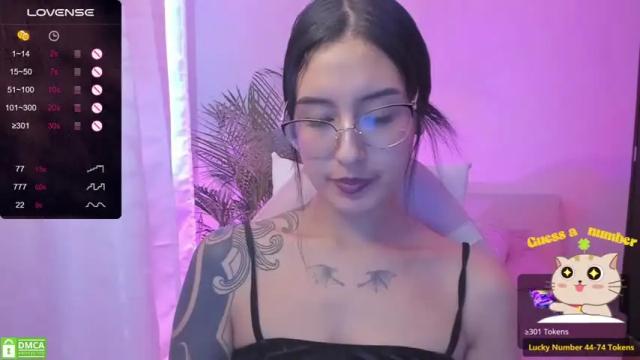 Image 10 of doll_waif Stream on Chaturbate on 16 months ago