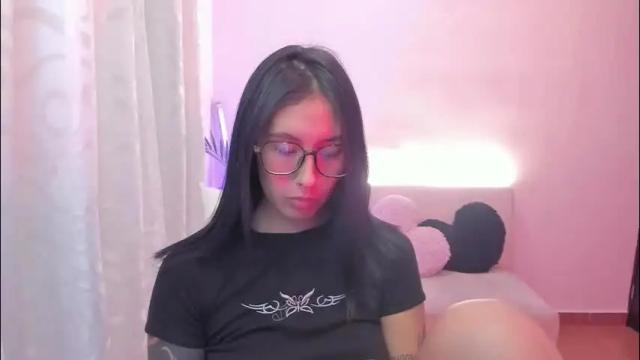 Image 8 of doll_waif Stream on Chaturbate on 1 month ago