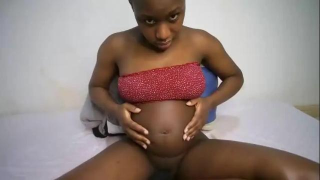 Image 8 of dollberry Stream on Chaturbate on 2 months ago