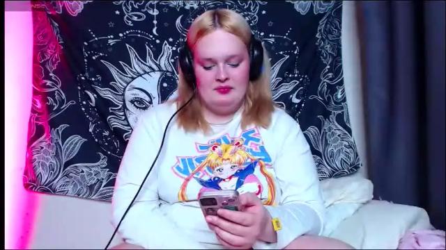 Image 12 of dolled_up_cvnt Stream on Chaturbate on 1 month ago